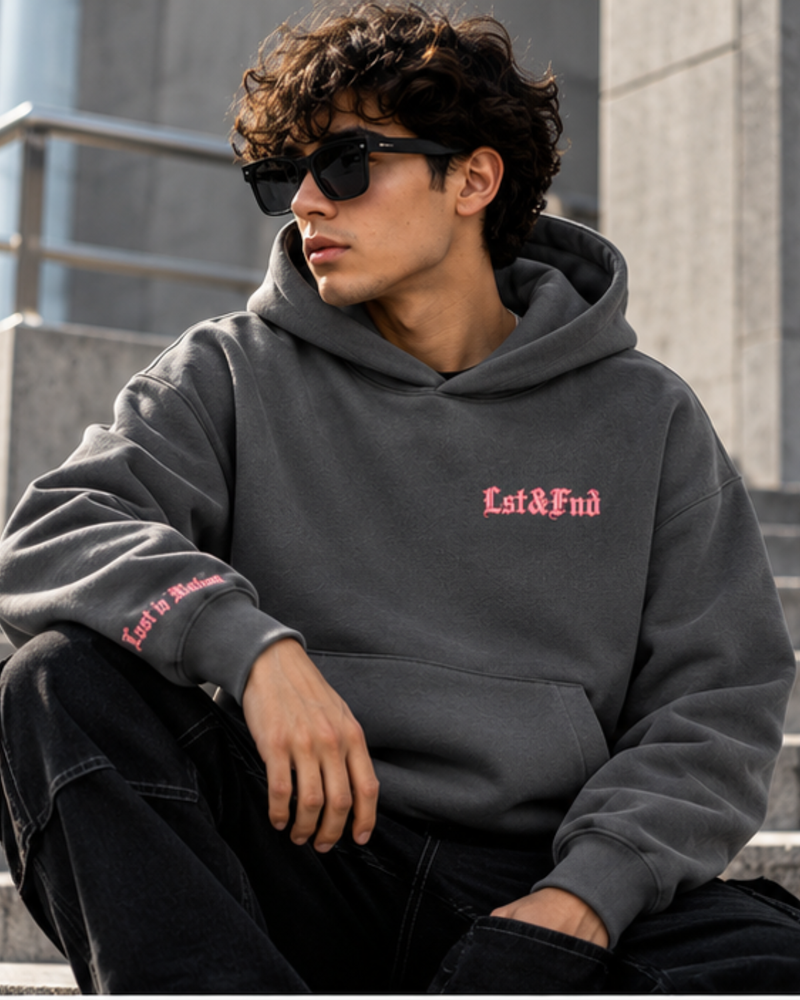 LOST IN MOTION HOODIE GREY